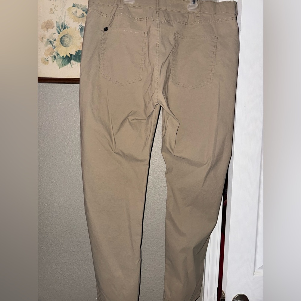 Denali Lightweight Tech Pants Bundle - image 7